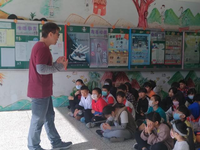 https://www.wlps.hlc.edu.tw/uploads/tadgallery/2020_03_02/1482_20200225開學典禮暨防疫宣導_200226_0031.jpg 